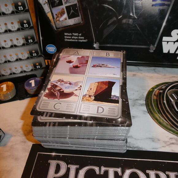 Star Wars Pictopia The Ultimate Picture-Trivia‎ Game - Picture 5 of 12